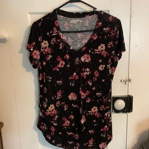 Latched Mama boyfriend nursing shirt